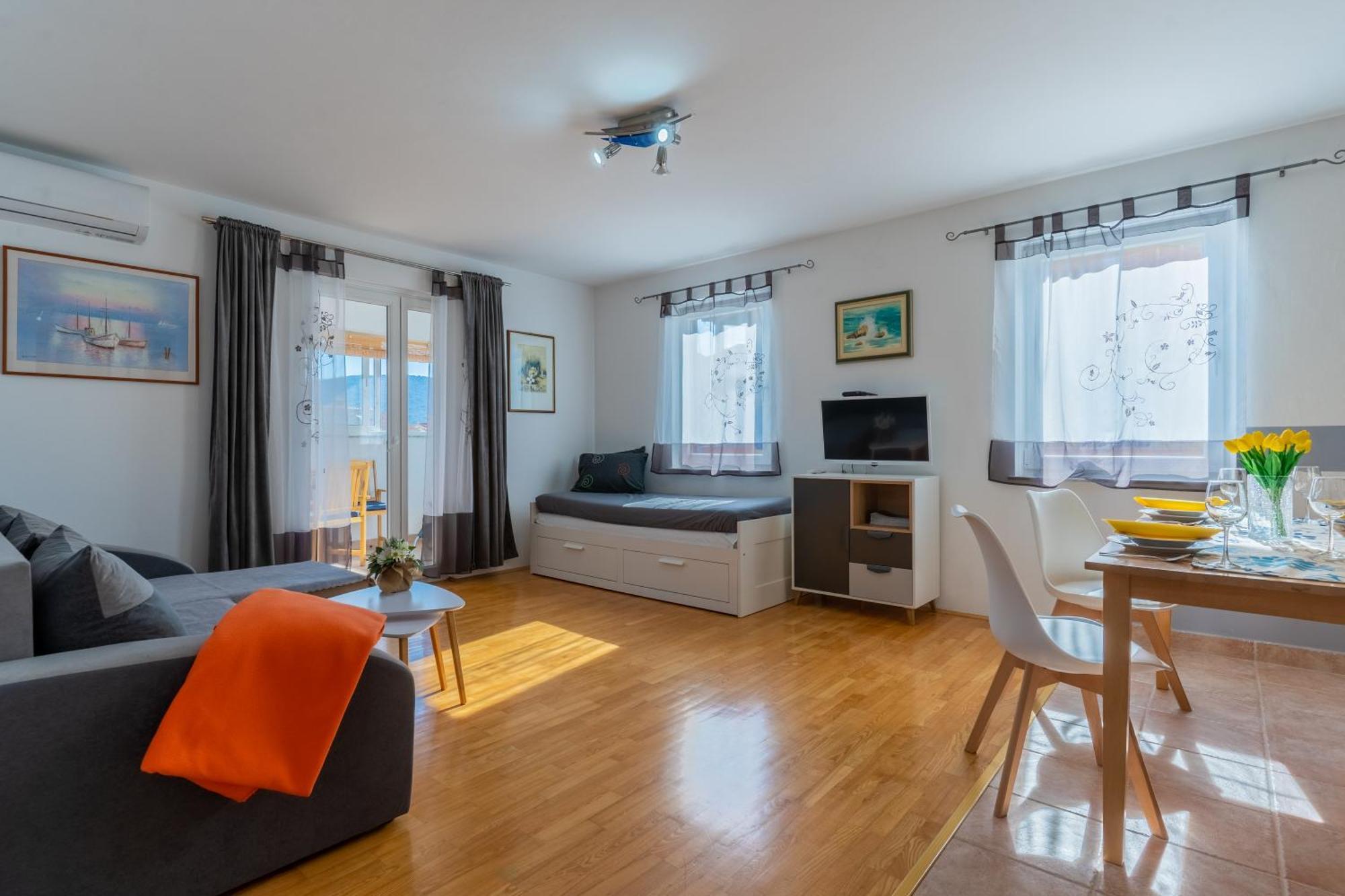 Apartment Kristian Cres Dış mekan fotoğraf
