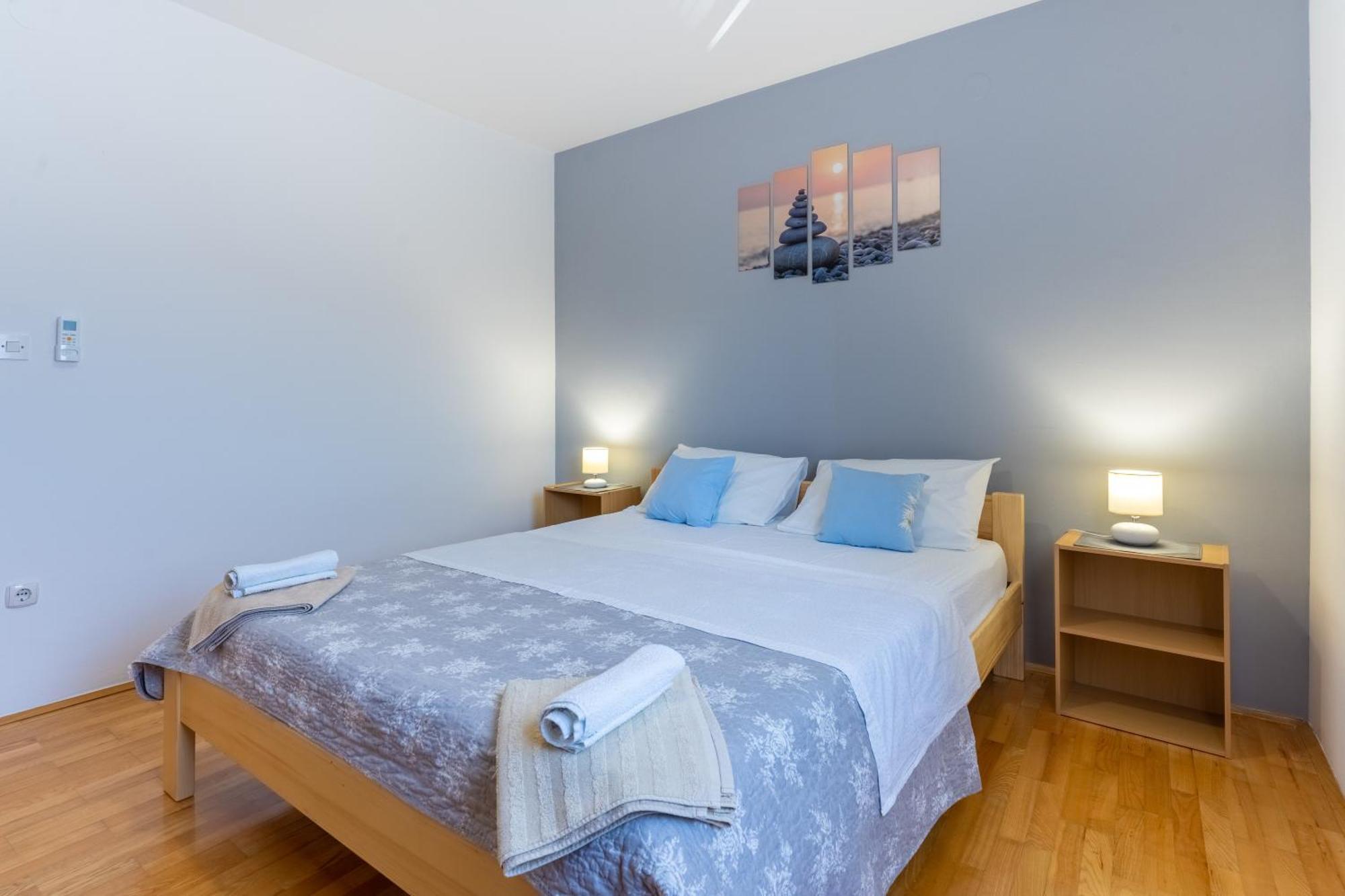 Apartment Kristian Cres Dış mekan fotoğraf