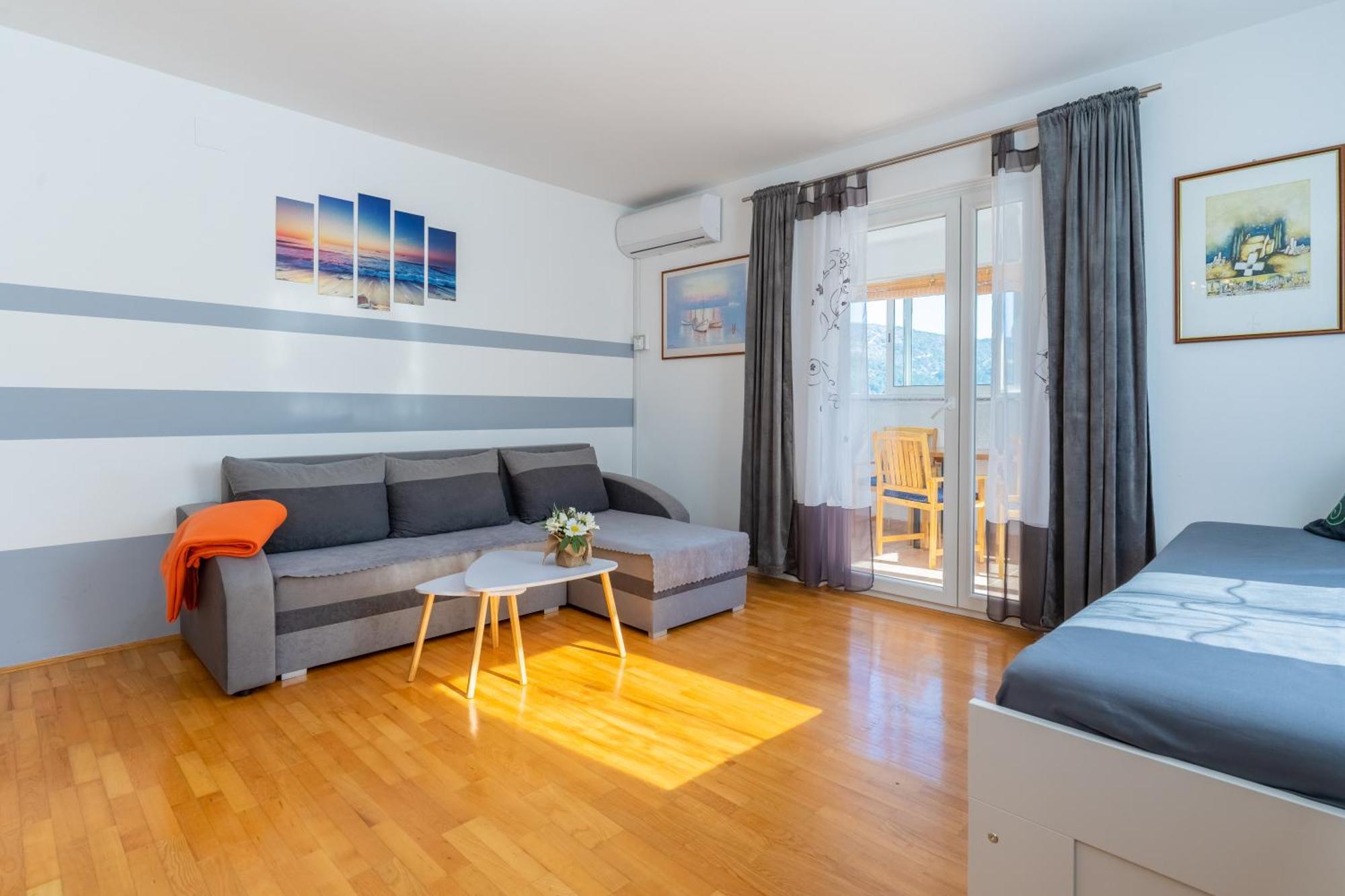 Apartment Kristian Cres Dış mekan fotoğraf